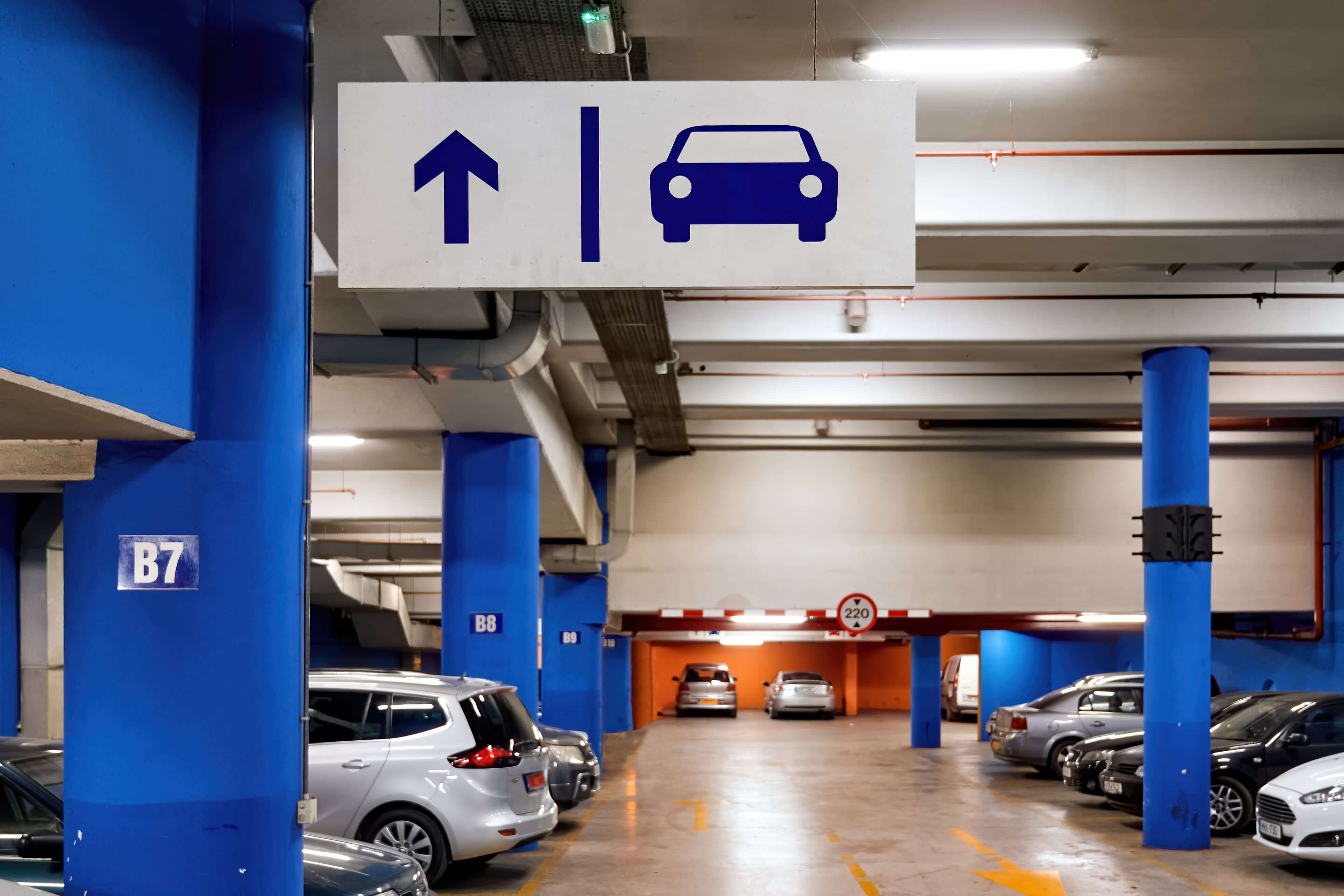 3 reasons indoor airport parking is better than outdoor parking