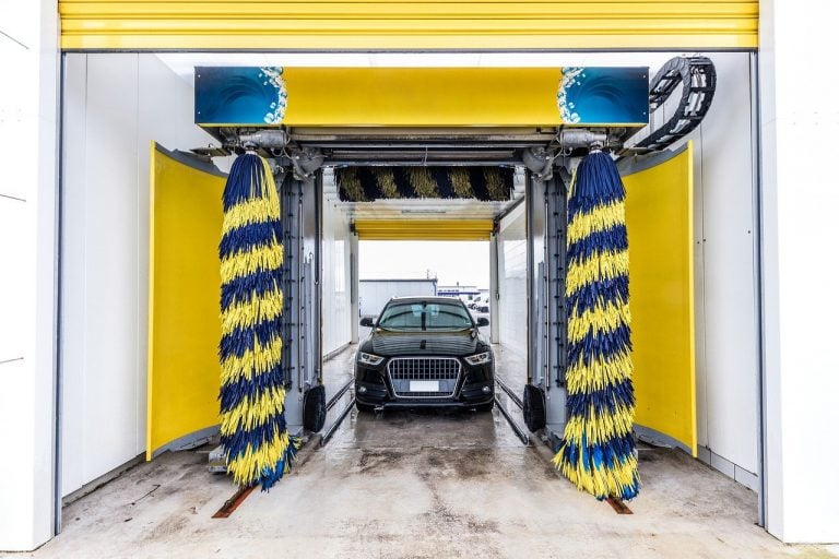 Brushless Car Washes Pros and Cons All you need to know