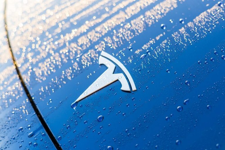 The Ultimate Guide to Washing Your Tesla