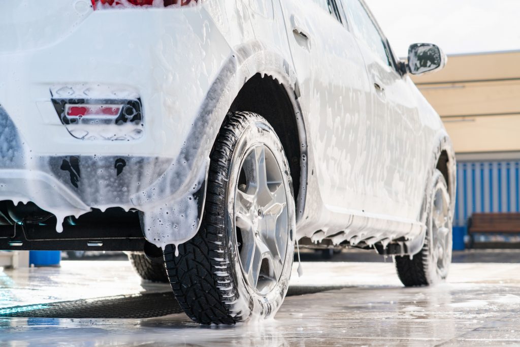 Why unlimited monthly plans are your best bet for a car wash in Tucson
