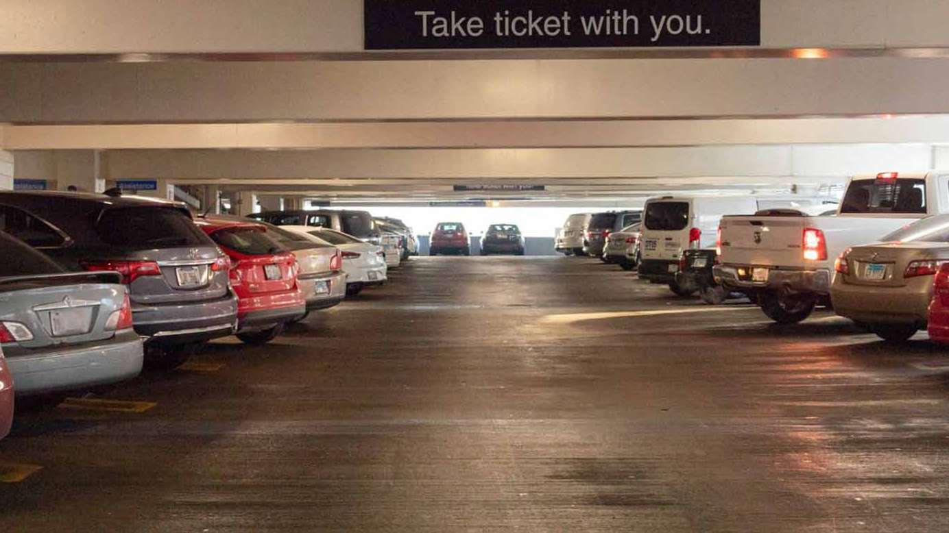 Chicago Magnificent Mile Lights Festival parking guide