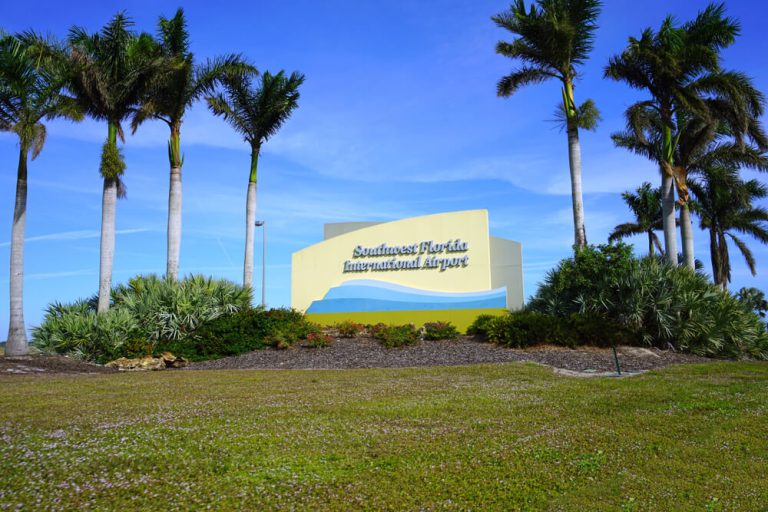 Fort Myers Airport Parking Guide RSW Airport parking cost