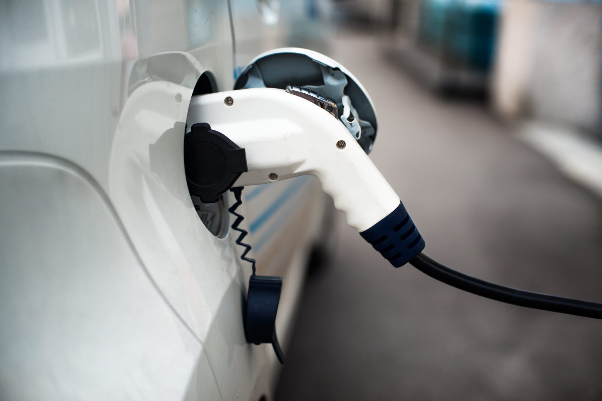 How Much Does It Cost To Charge Tesla Costs By Model how-much-does-it-cost-to-charge-a-tesla-autotrader-ca