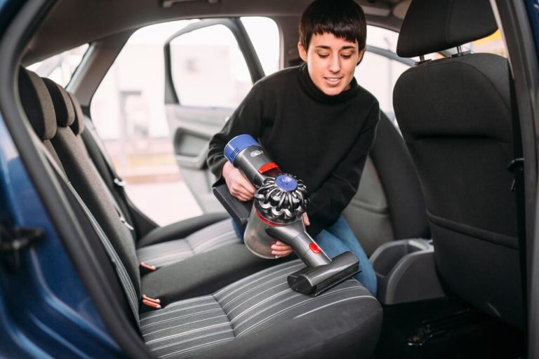 How to Get Water Stains Out of a Cloth Car Seat