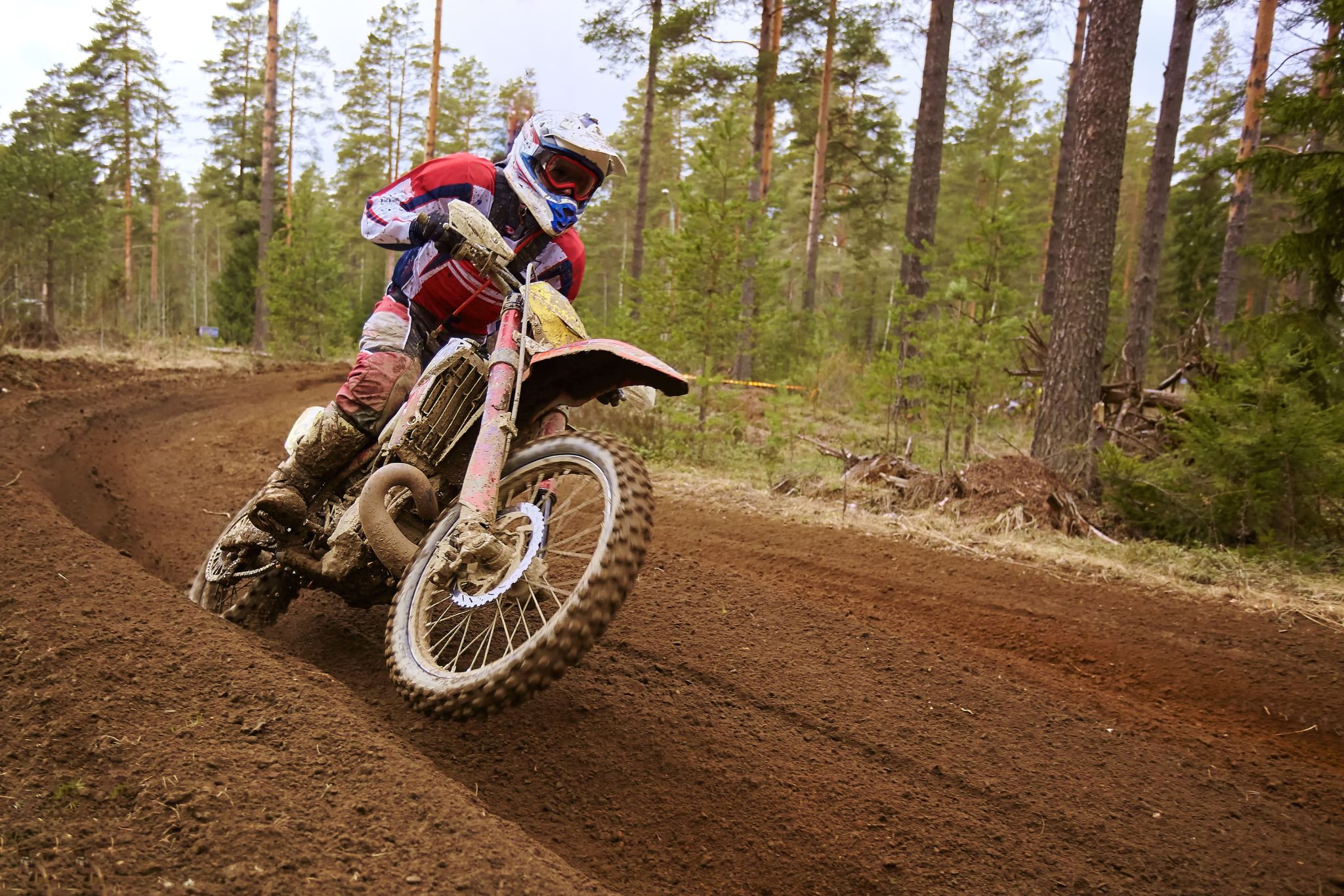 Are dirt bikes streetlegal? Read our guide to know more!