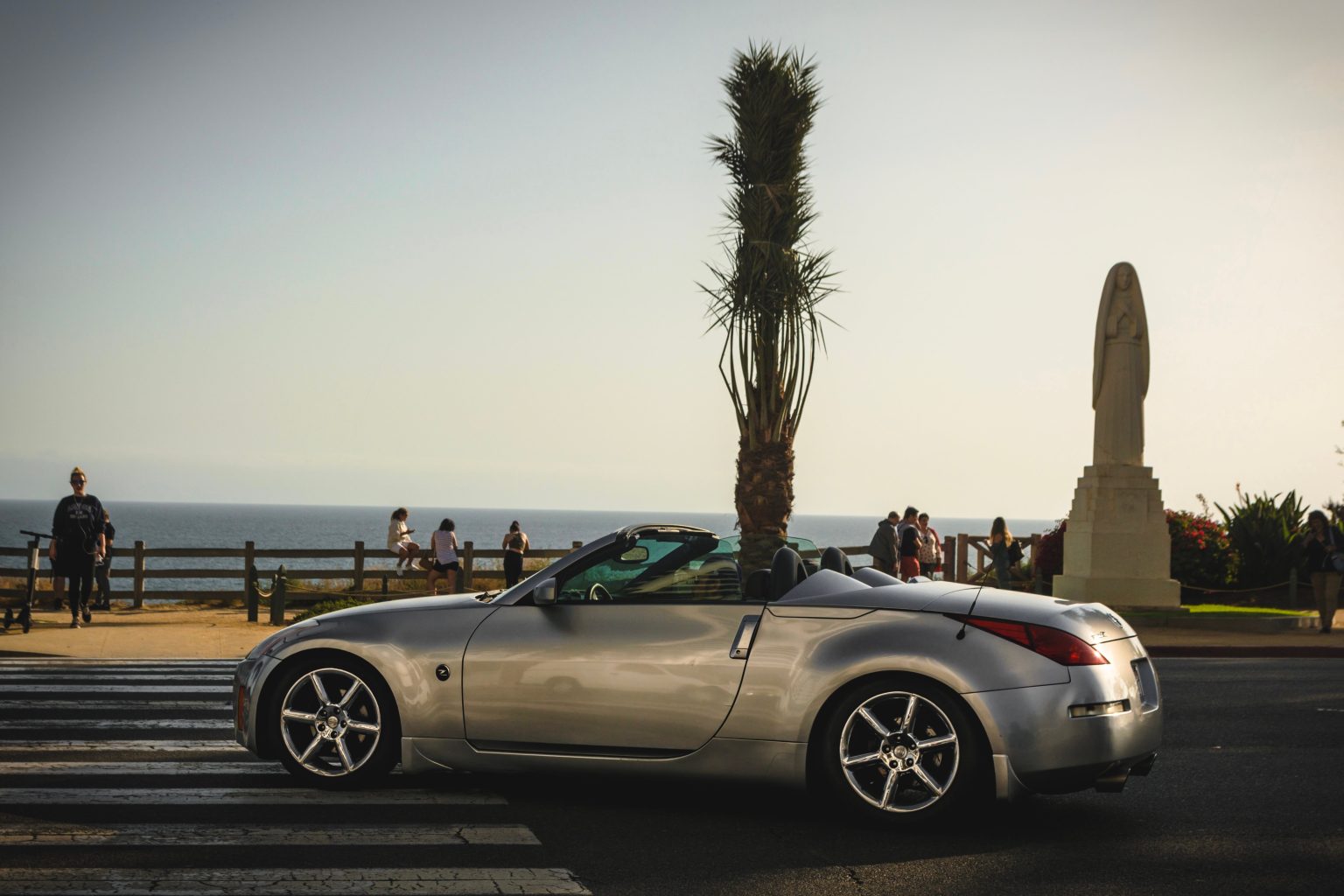 Nissan 350z vs Nissan 370z Know the Difference