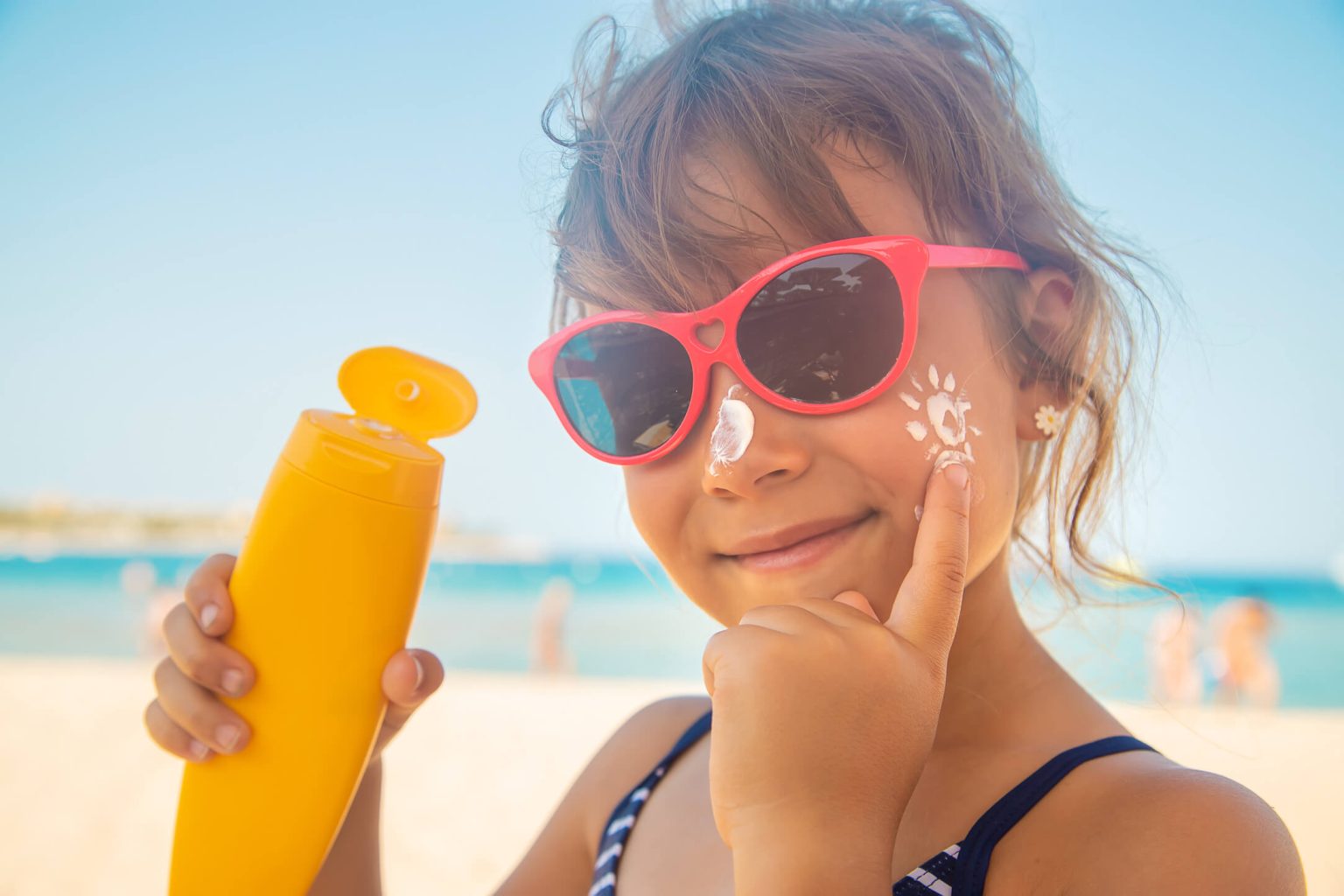 How to Pack Sunscreen in Checked Luggage?