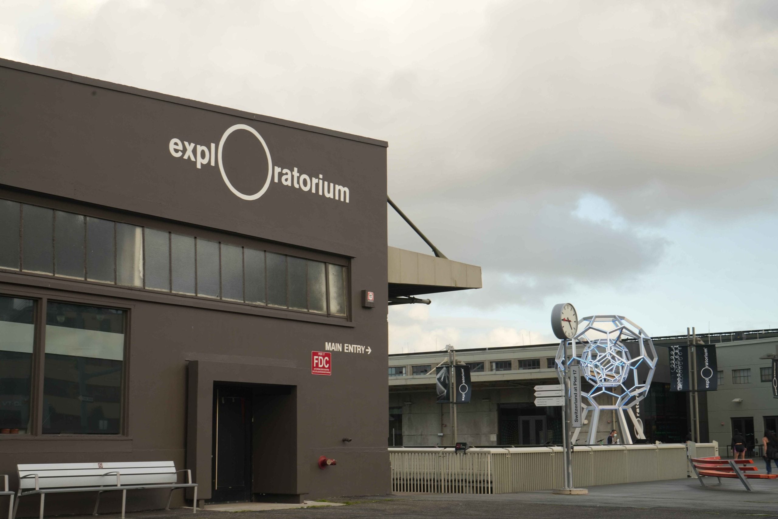 Logotipo Del Exploratorio De San Francisco