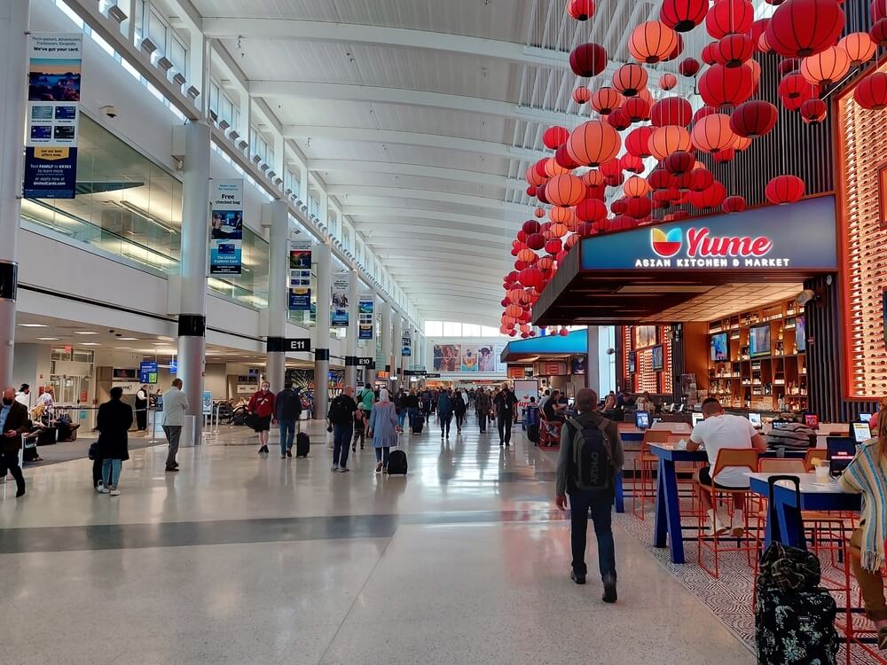Area Merokok Bandara Houston